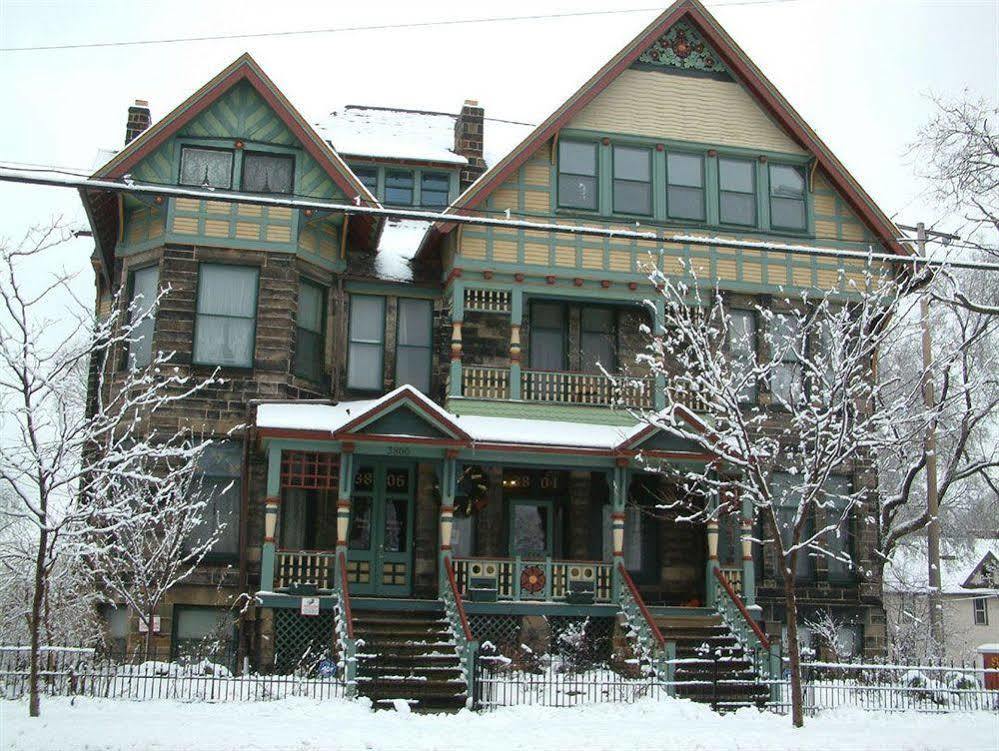 Stone Gables Inn Кливленд Экстерьер фото